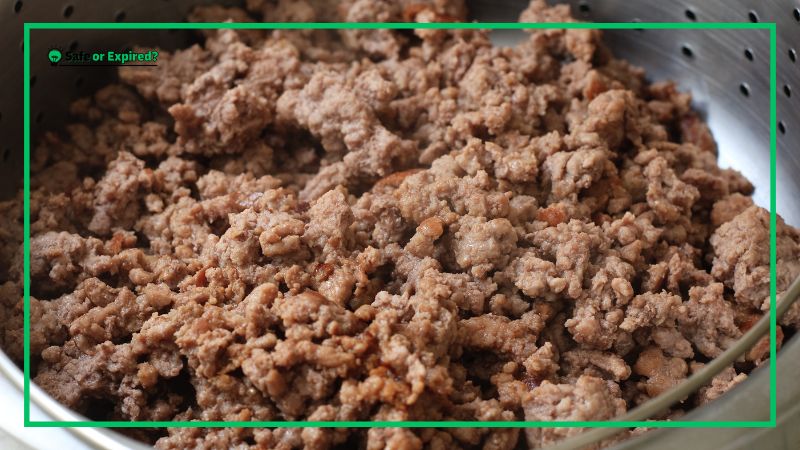 how long does ground beef last in the fridge​